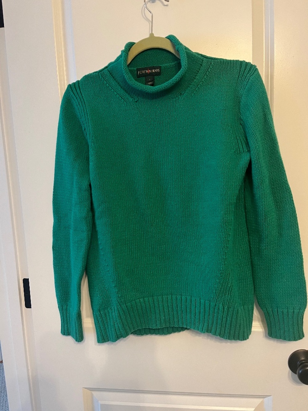 J. Crew Women's Green Crewneck Pullover Sweater